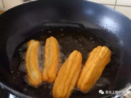油条做法视频,家常美味，一学就会