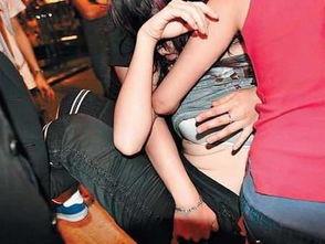 明星曝光视频,揭秘幕后生活瞬间