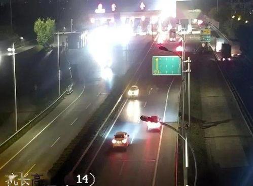 高速夜间视频,揭秘夜间行车视频背后的故事