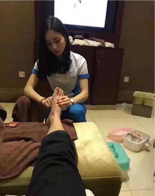 做足疗视频,专业足疗技巧与放松之道