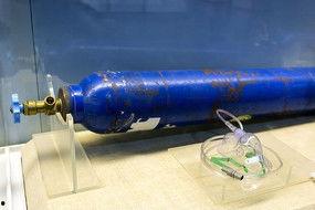 氧气瓶制作视频,从材料准备到成品展示